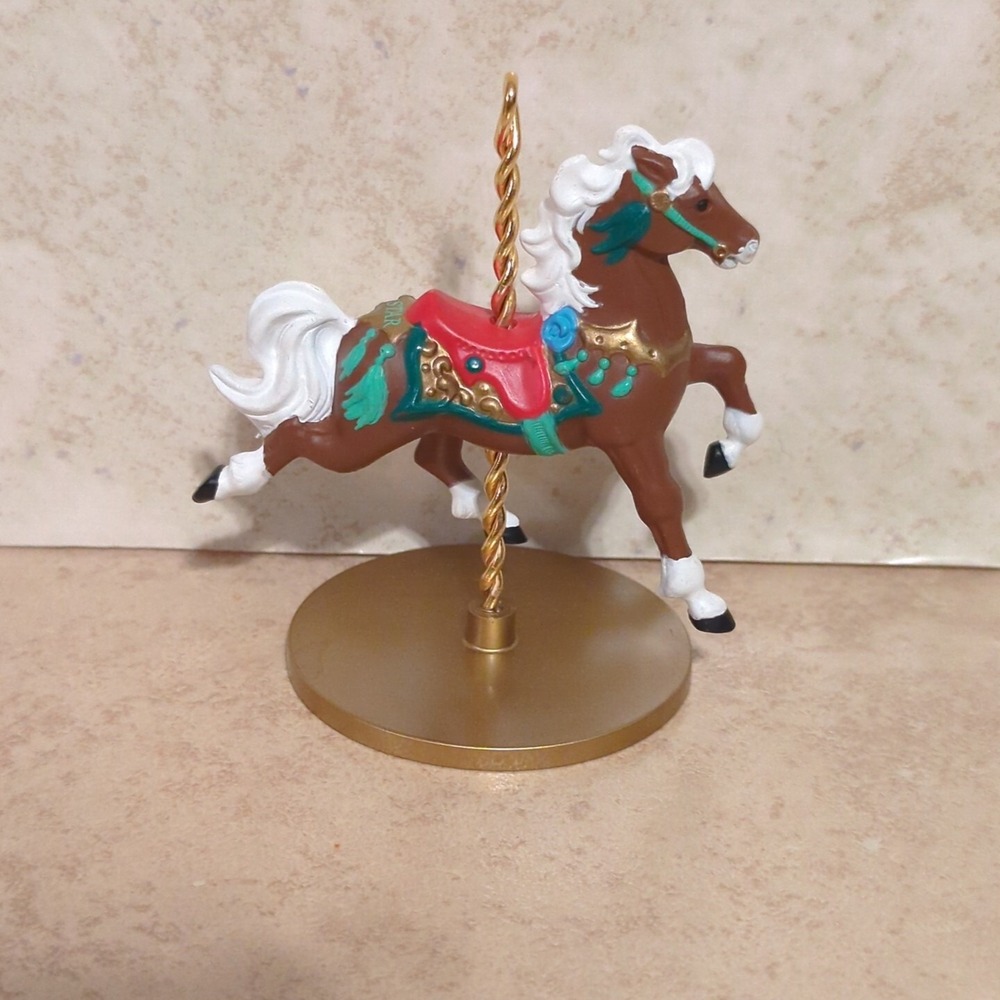 NEW! Hallmark Ornament 1989 - Carousel Horses - 5 Piece Set VTG LOT COMPLETE! - Picture 4 of 5